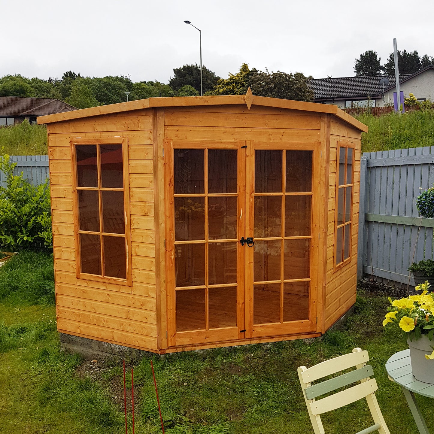 Shire Hampton 8' x 8' Summer House