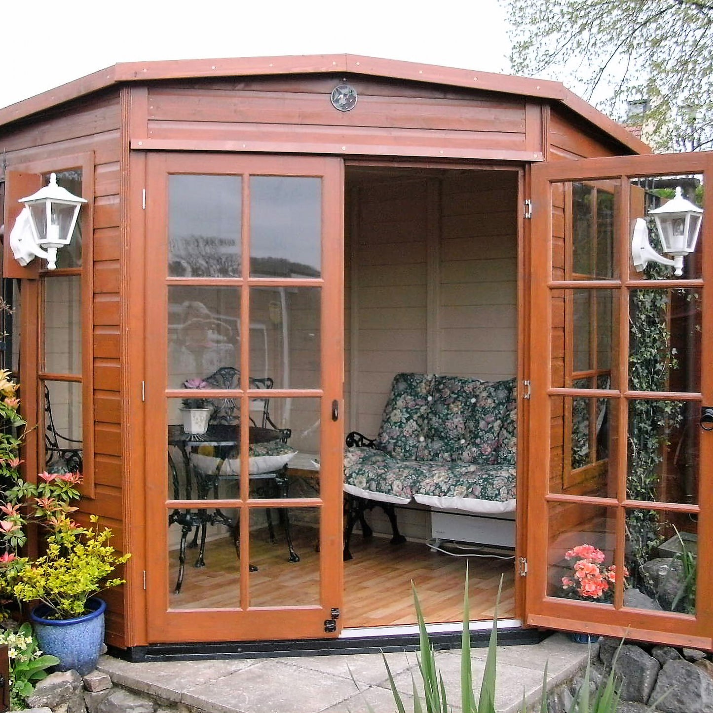 Shire Hampton 7' x 7' Summer House