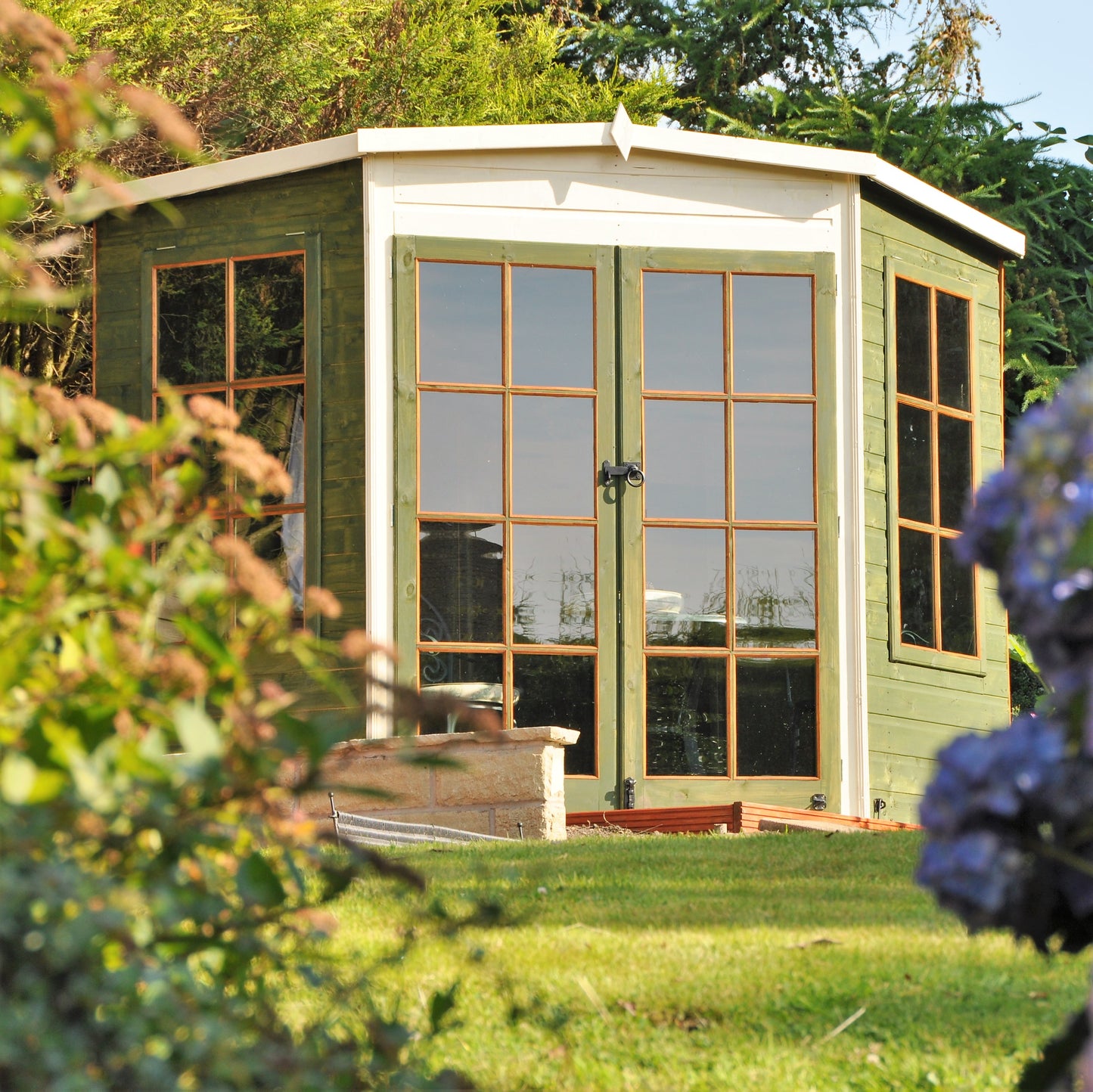 Shire Hampton 7' x 7' Summer House