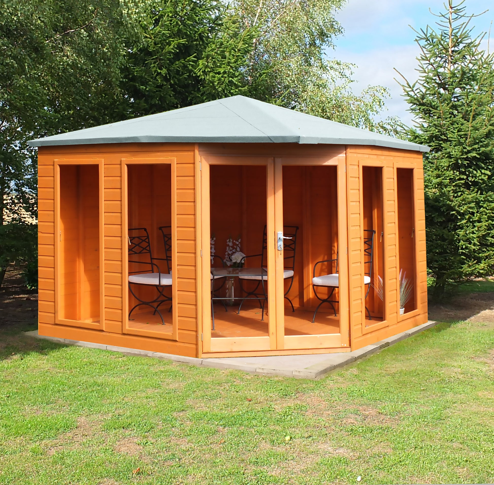 Shire Larkspur 10' x 10' Summer House