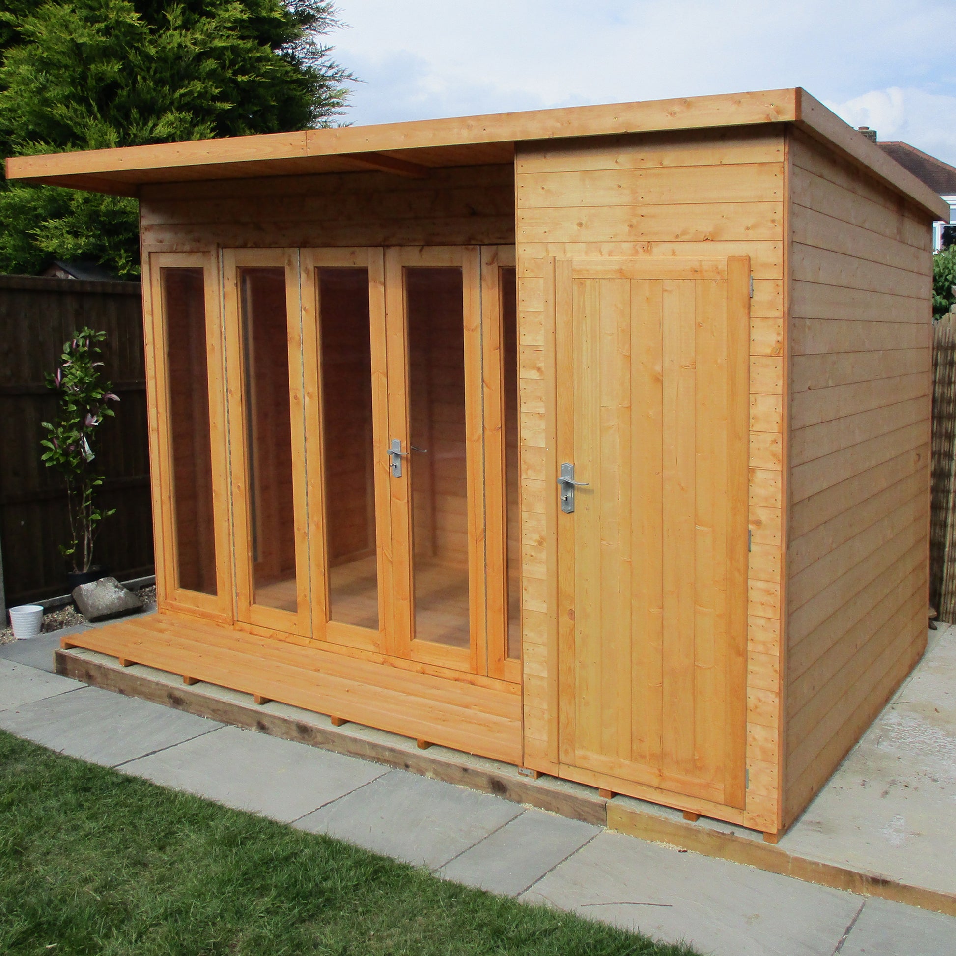 Shire Aster 12' x 8' Summer House