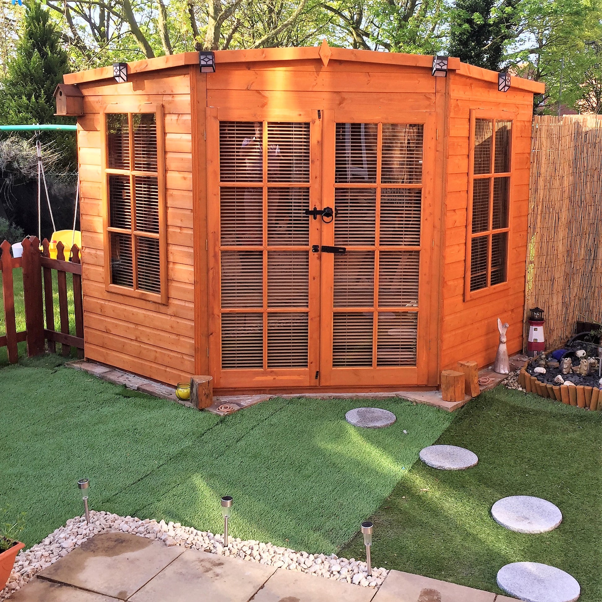 Shire Hampton 8' x 8' Summer House