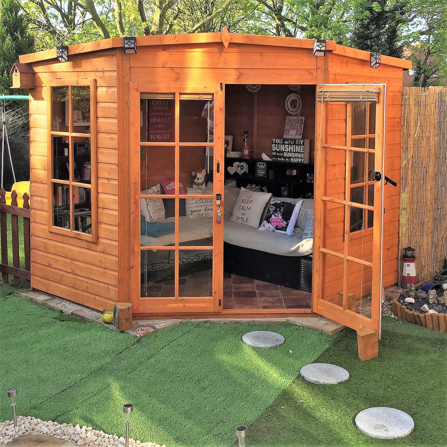 Shire Hampton 8' x 8' Summer House